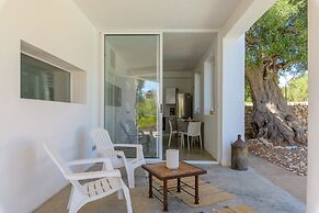 Trullo Chiara con piscina by Wonderful Italy