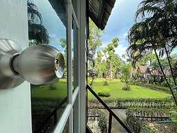 Vanara Bungalows & Restaurant
