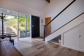 Paddock House