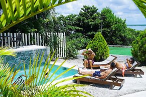 Pancho Villas Bacalar