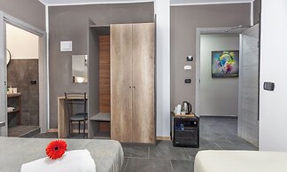 HOTEL CRISVAN