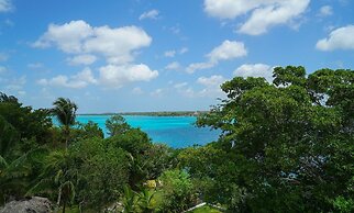 Xulha Hotel Bacalar Lakefront