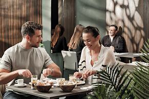 Fitch Hotel