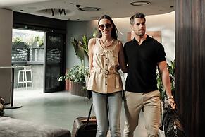 Fitch Hotel
