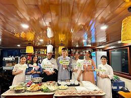Honey Boutique Cruise