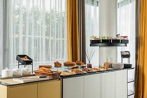 Welcome Hotel
