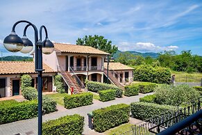 Residence with swimming pool in Sorano