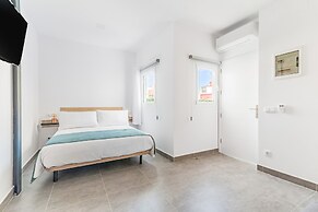 Open Sea Suites