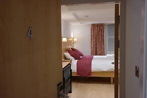Alma Rooms