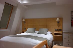 Alma Rooms