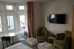 Alma Rooms