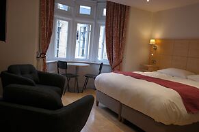 Alma Rooms