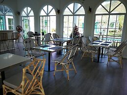 Vermont Khao Yai