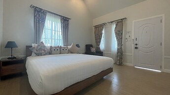 Vermont Khao Yai