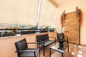 Adelante Rooms