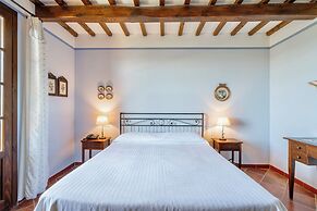 Holiday-Home with pool in San Gimignano