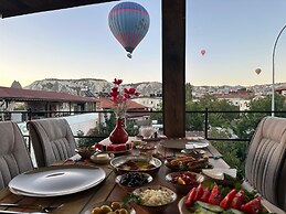 Aysel Inn House