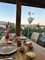 Aysel Inn House