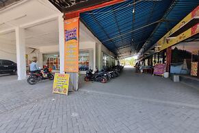Hotel O New Asembagus 2
