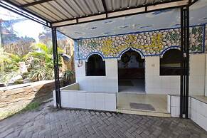 Hotel O New Asembagus 2