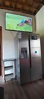 White Cat Farm Hut Inn