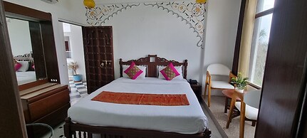 Hotel Darbargarh, Udaipur