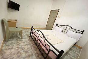 Hotel O California