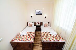 Caravan Boutique Inn