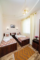 Caravan Boutique Inn