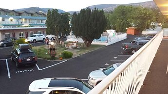 Swiss Sunset Inn