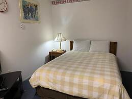 Swiss Sunset Inn