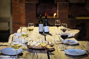 Sazano Wine Cellar & Hotel