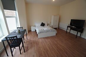 Arbourfield Lodge | Serviced Accomodation