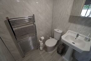 Arbourfield Lodge | Serviced Accomodation