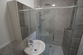 Arbourfield Lodge | Serviced Accomodation