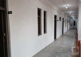 6 CR Hotel Natraj Aurangabad