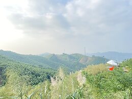 Co Lau Village
