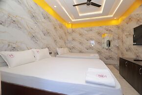 HOTEL CYRIL