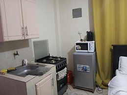 Lux Suites Attic Place Studio Apartemnts