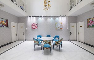 Tiffany hotel & restaurant