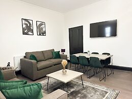 Mulberry Aparthotel