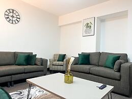 Mulberry Aparthotel