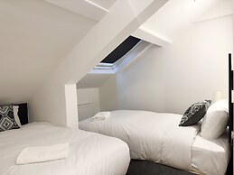Mulberry Aparthotel