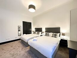 Mulberry Aparthotel