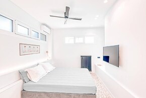 Comfortable Living in Athens 2BR Apartment