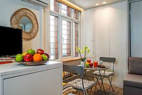 Cozy Nest at Acropolis Footsteps