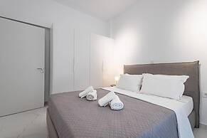 Acropolis Luxury Apartment
