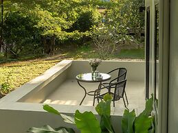 Isara Nai Yang Resort
