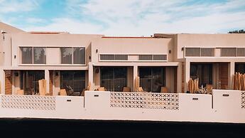 Amoessa Boutique