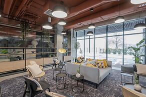 MILESTONE Wroclaw Fabryczna by Tribera